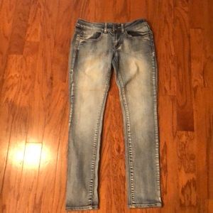 Acid washed skinny jeans